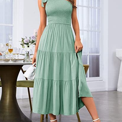 Robe élégante fluide à coupe féminine ✨