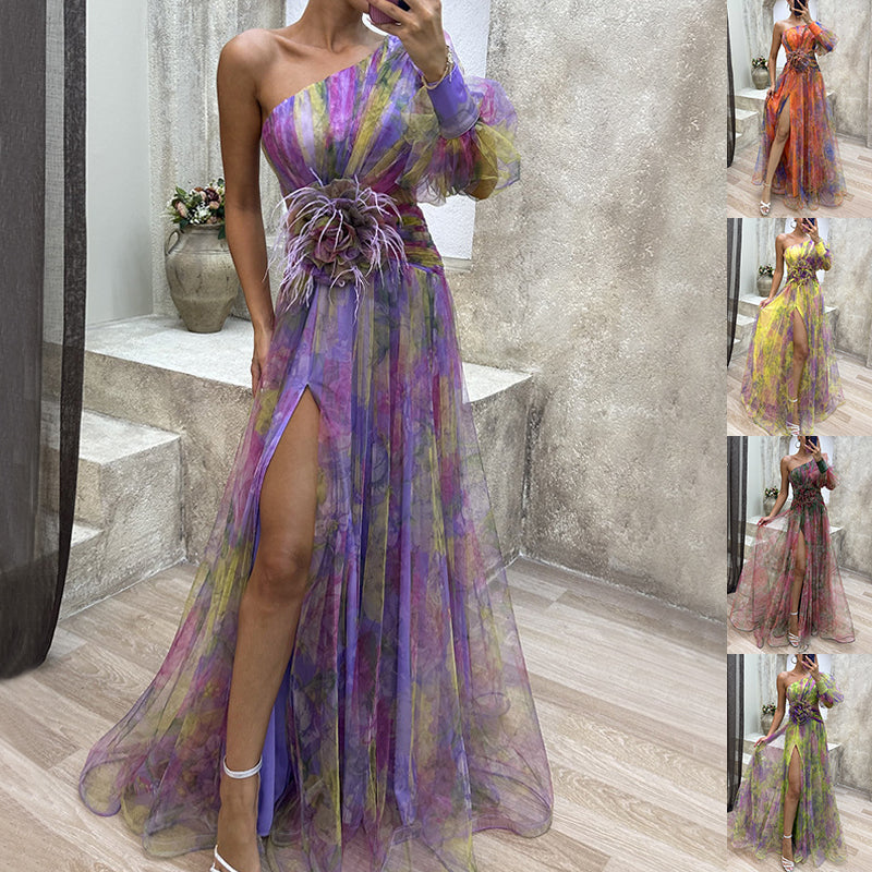 **Robe Élégante Asymétrique à Détail Floral** ✨