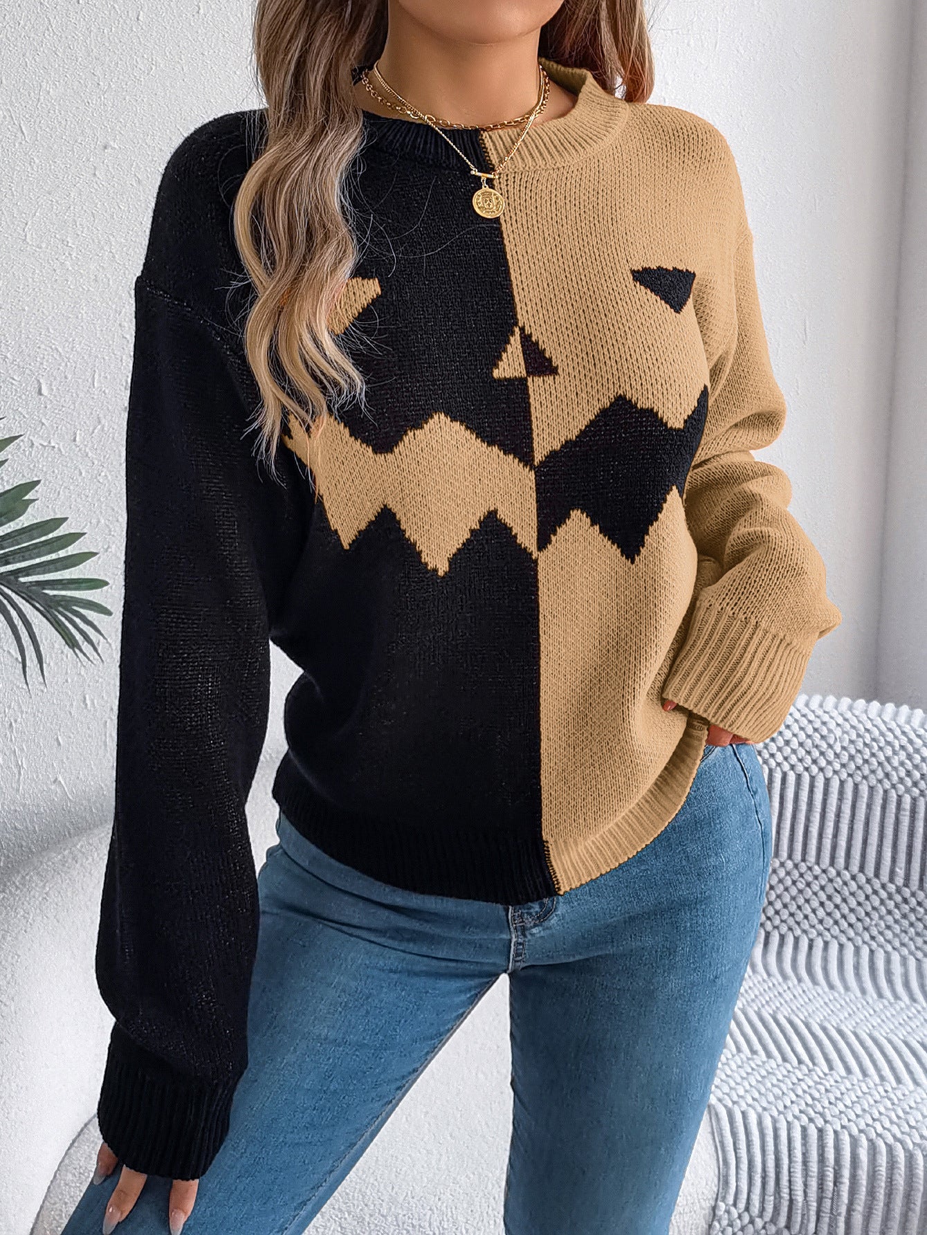 Pull femme à motif graphique moderne ✨